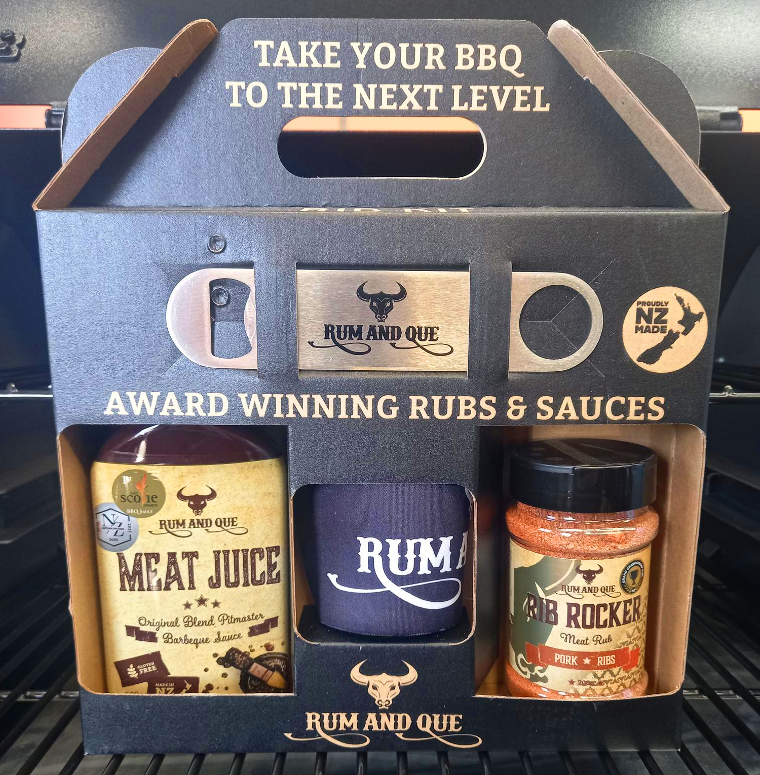 RumandQue-Gift.jpg RumandQue Gift.jpg